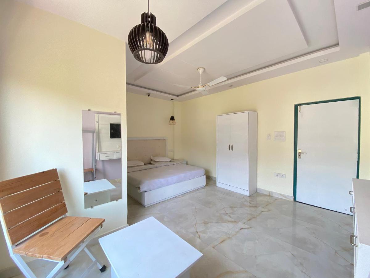 Albergue The Sweven Rishīkesh Exterior foto